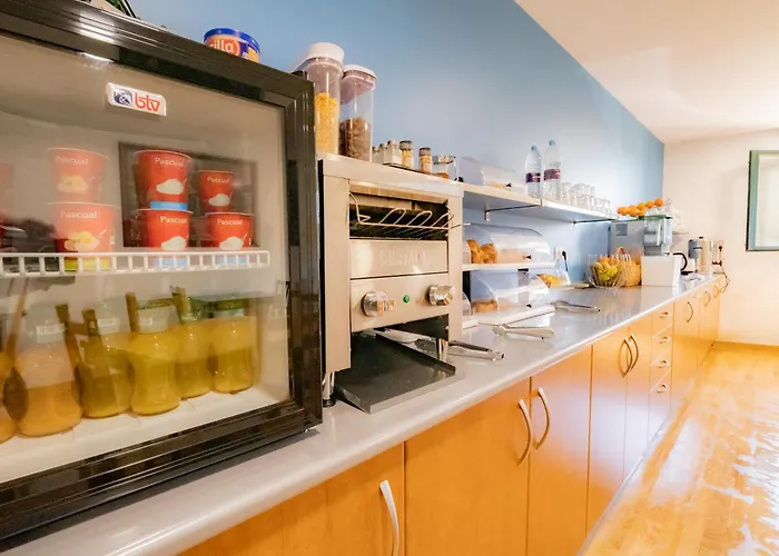 帕拉斯膳食公寓 招待所